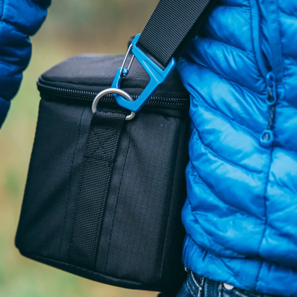 XSRCI w ShoulderStrap_7.webp